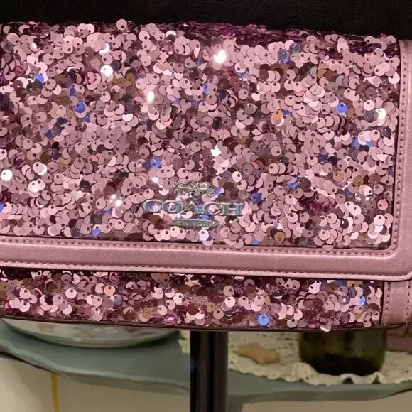 Coach Sequined Flap Clutch Crossbody Lilac Bag/Clutch - Picture 3 of 13